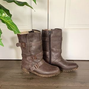 Roxy Brown Boots